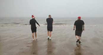 S 221223 Hunstanton Christmas Swim 2022 medium