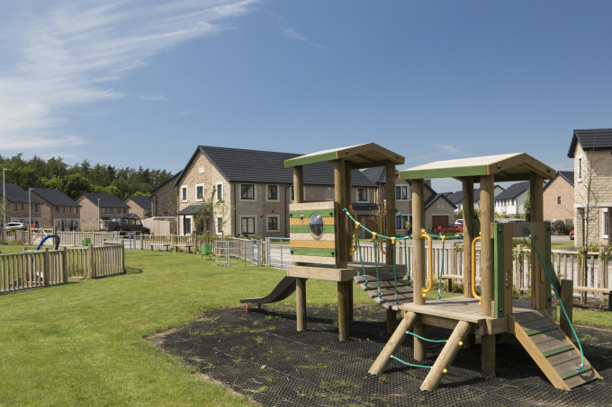 N470182 The Laureates external N35 medium