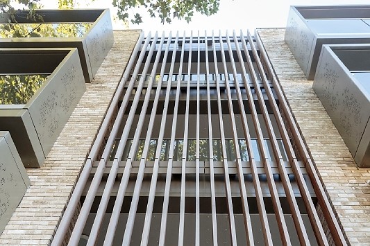 L486150 N8 medium cropped landscape