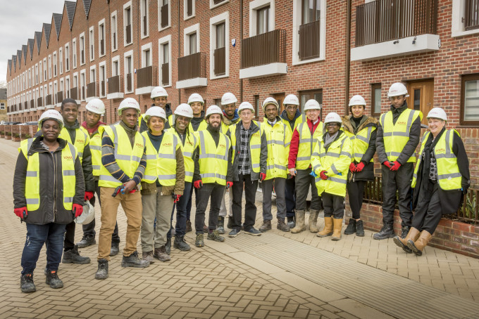 L486140 N129 medium 2