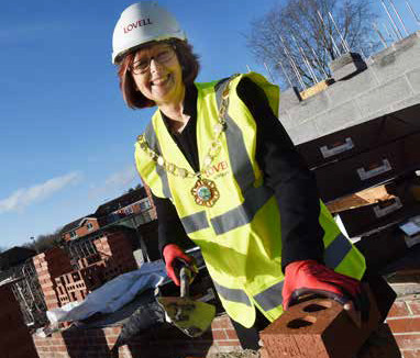 R 200622 N5 Telford Nuplace councilor in PS