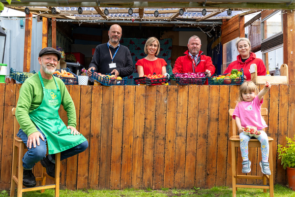 Lovell Supports Midlothian Charities To Build Stronger Communities